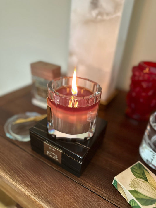 What is Hot Throw vs Cold Throw: Understanding Fragrance Release in Candles